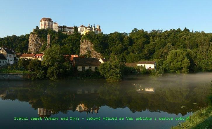 Penzion Inspira Vranov nad Dyji Bagian luar foto